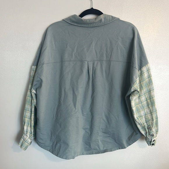 Teal shacket - Picture 2 of 4